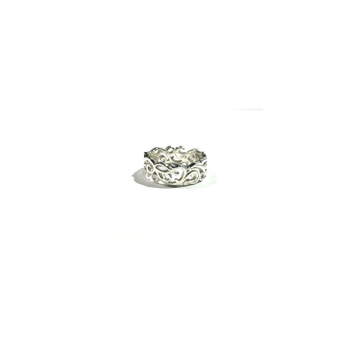 ANILLO DE PLATA CALADO