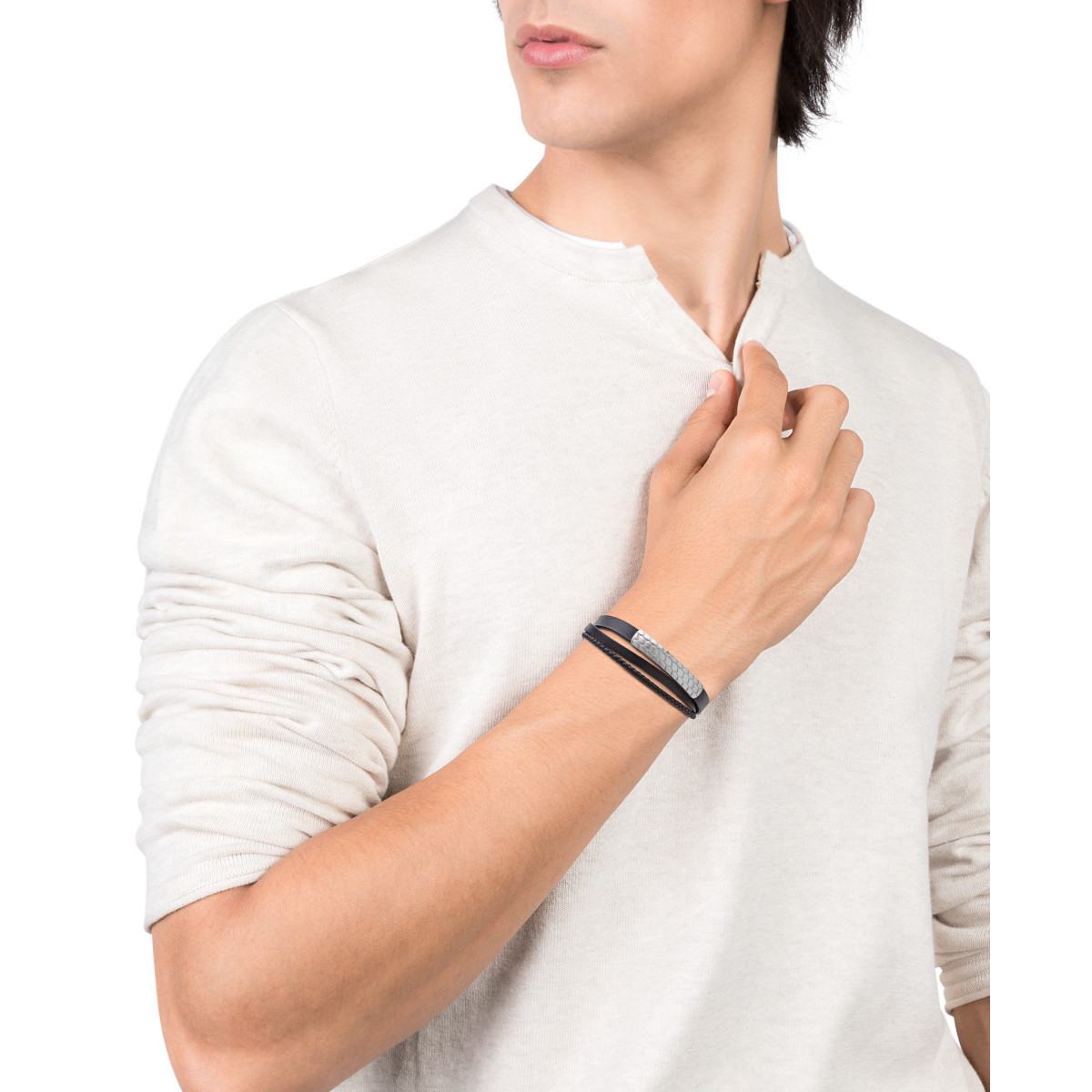 PULSERA ACERO TRIPLE PLACA NEUMATICO