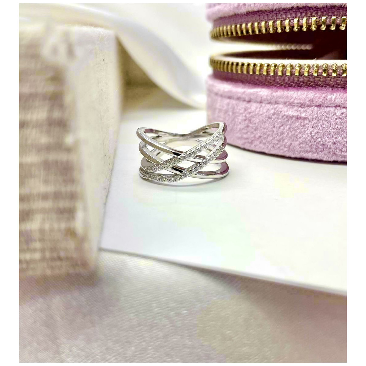 ANILLO PLATA Y CIRCONITAS