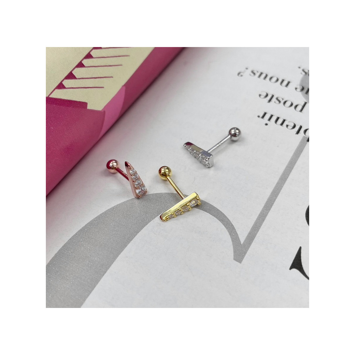 PIERCING EN PLATA CON CIRCONITAS