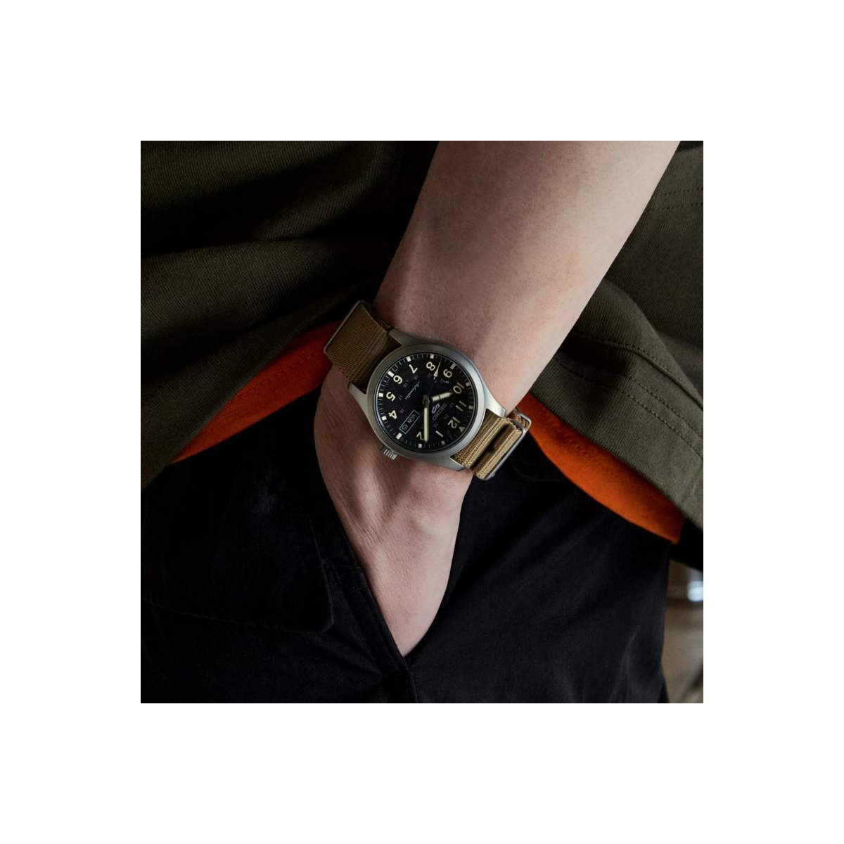 RELOJ 5 SPORTS FIELD MILITARY SPORTS